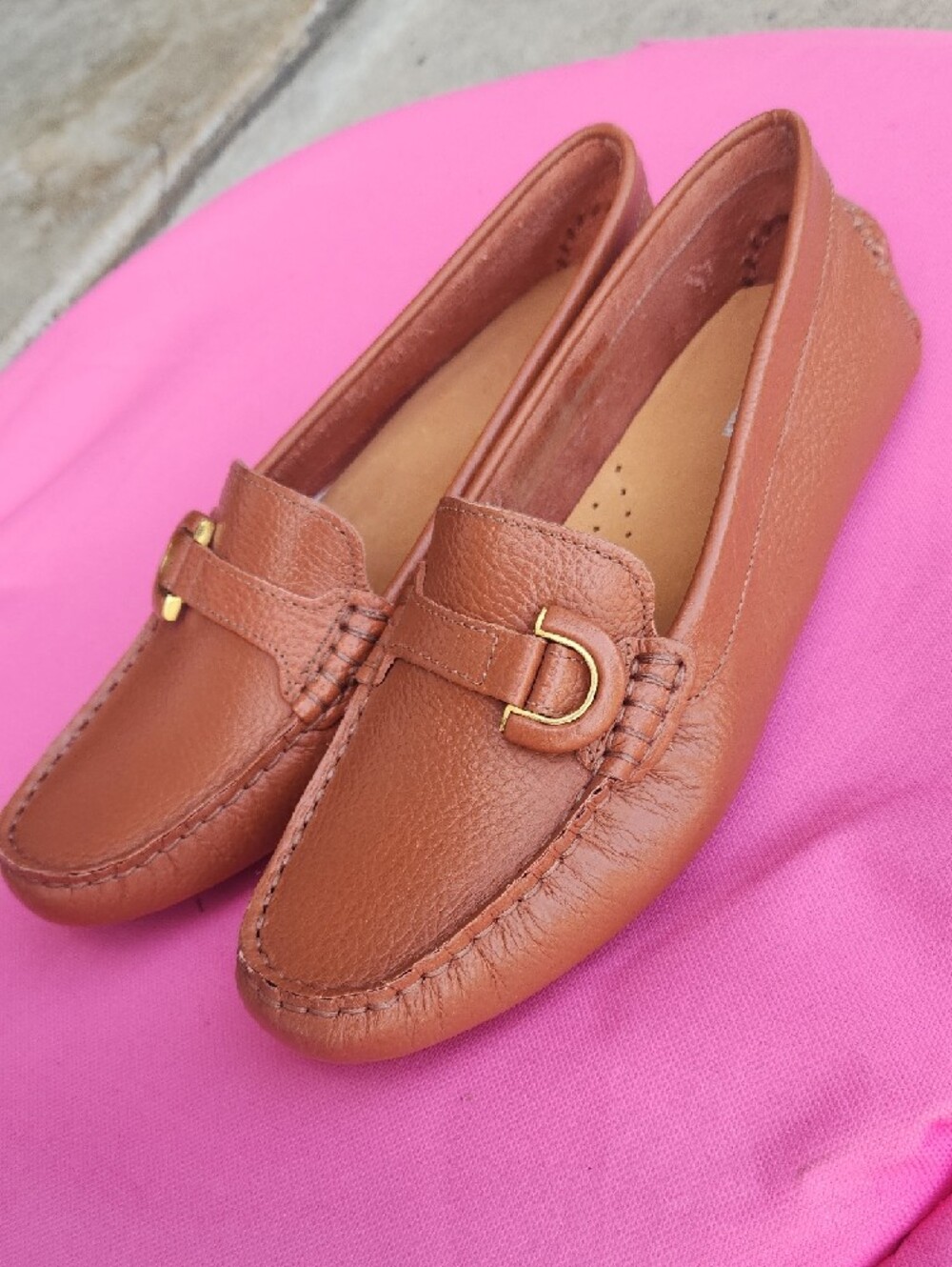 ✨️Rockport Brown Leather Moccasin Loafers with Gold Hardware - Picture 4 of 17